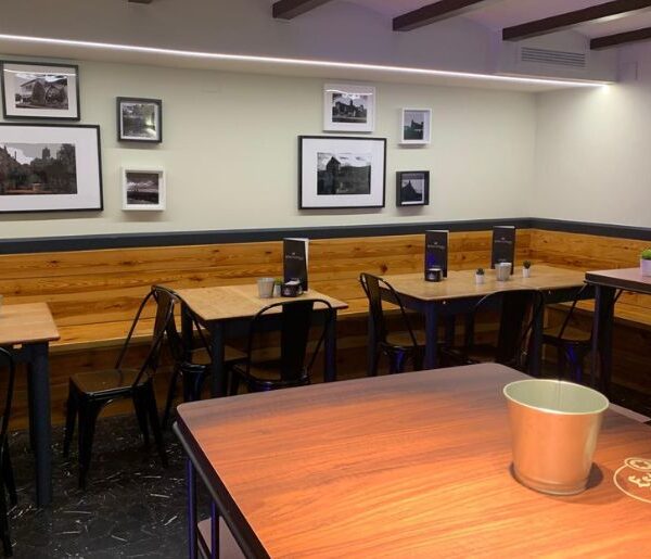 Bar Roncesvalles by Paco