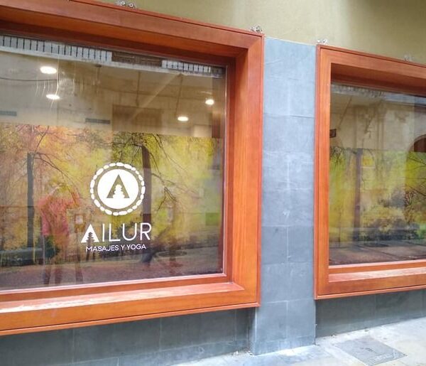 Ailur masajes y Yoga