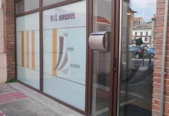 M.J.L. Asesores
